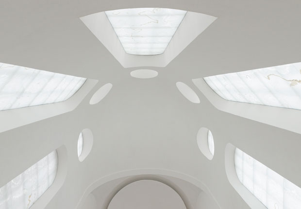 St Moritz Church, Augsburg, Germany - John Pawson (photo by Gilbert McCarragher)