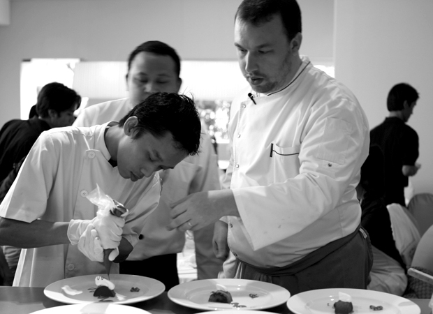 Chris Salans at teaching in the cookery school at his restaurant, Mozaic, Bali 