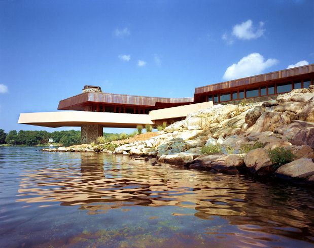 The Massaro House on Petre Island, New York State